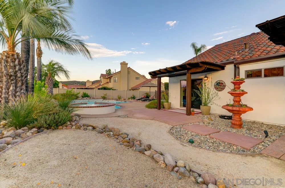 9062 Summerhill Point Alpine, CA 91901 - Photo 31 of 40 Gallery Image 31