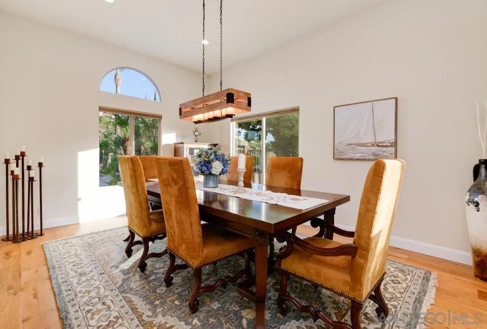 9062 Summerhill Point Alpine, CA 91901 - Photo 9 of 40 Gallery Image 9