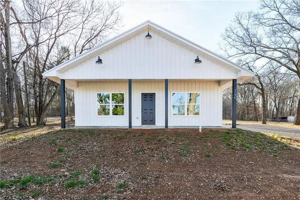 $295,000 | 3194 Highway 411, White, GA 30184