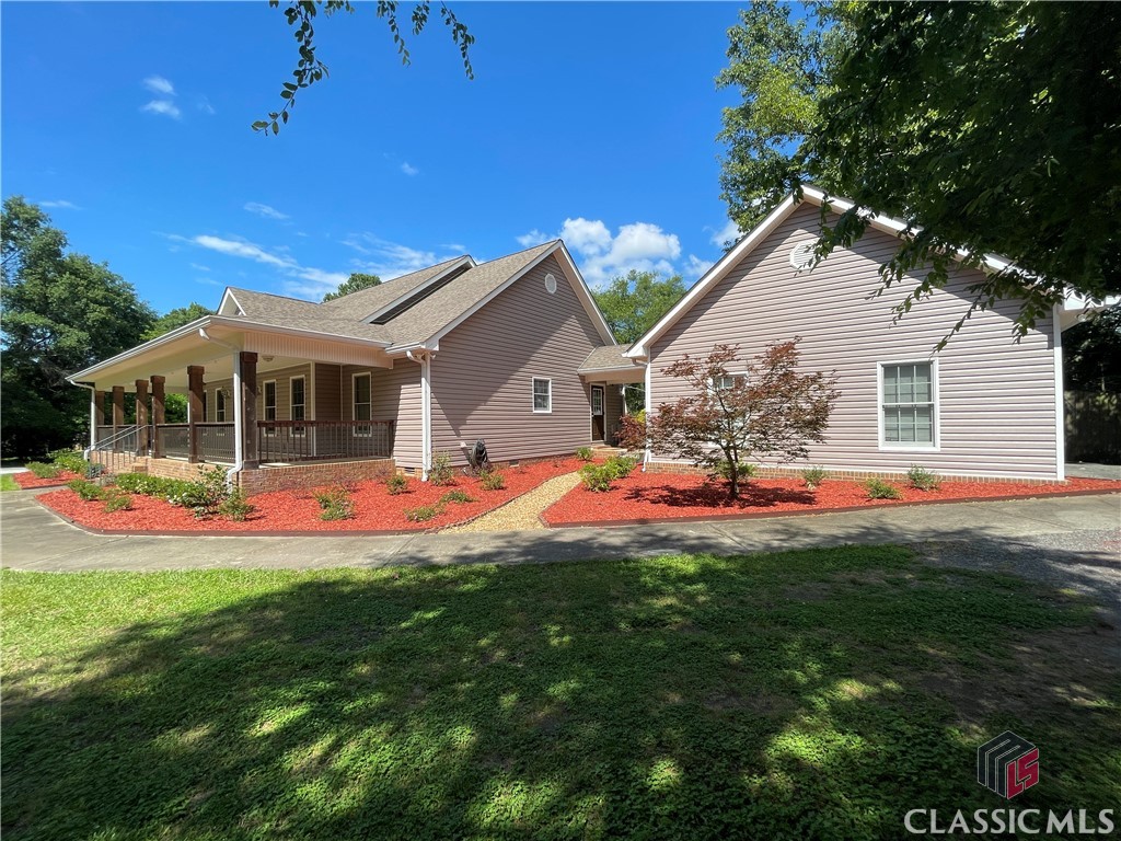 491 Smith Road Hull, GA 30646 - Photo 2 of 23 Side View