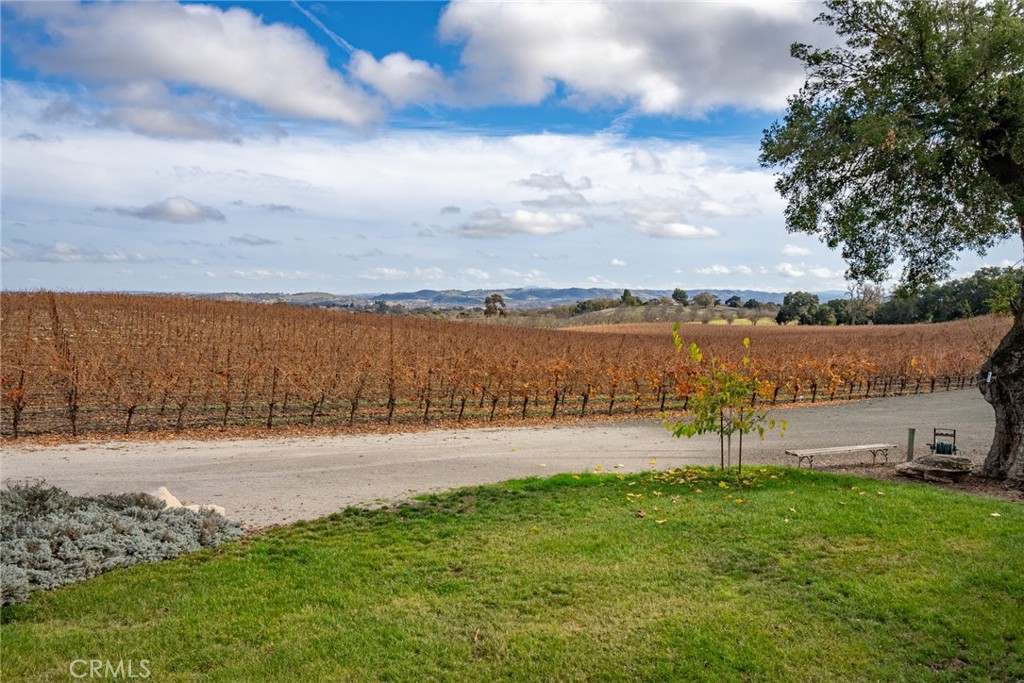 2135 Live Oak Road Paso Robles, CA 93446 - Photo 32 of 71