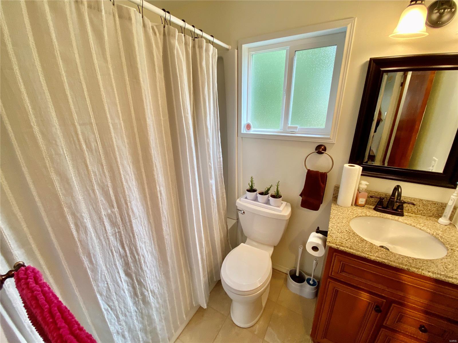 9784 Ridge Heights Road Fairview Heights, IL 62208 - Photo 11 of 21 Gallery Image 11