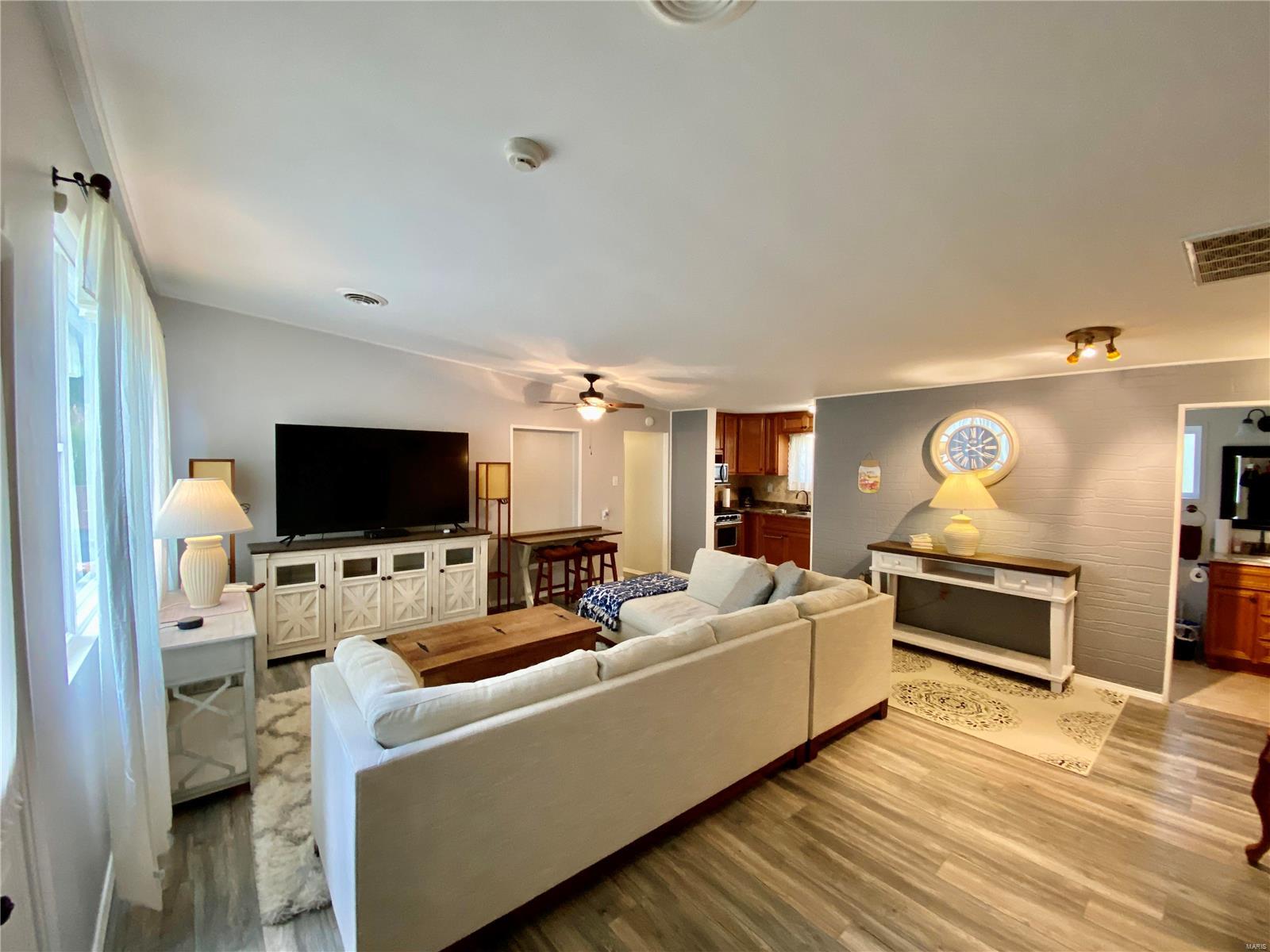 9784 Ridge Heights Road Fairview Heights, IL 62208 - Photo 14 of 21 Gallery Image 14