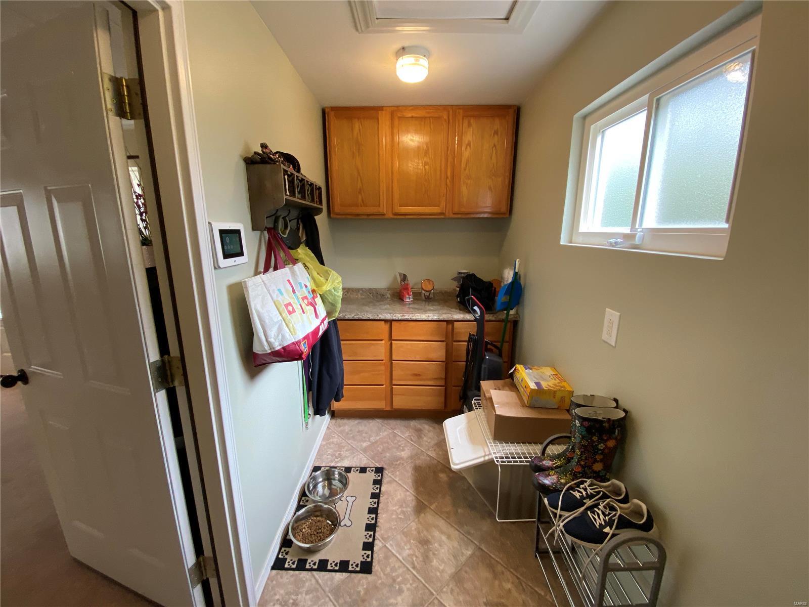 9784 Ridge Heights Road Fairview Heights, IL 62208 - Photo 17 of 21 Gallery Image 17