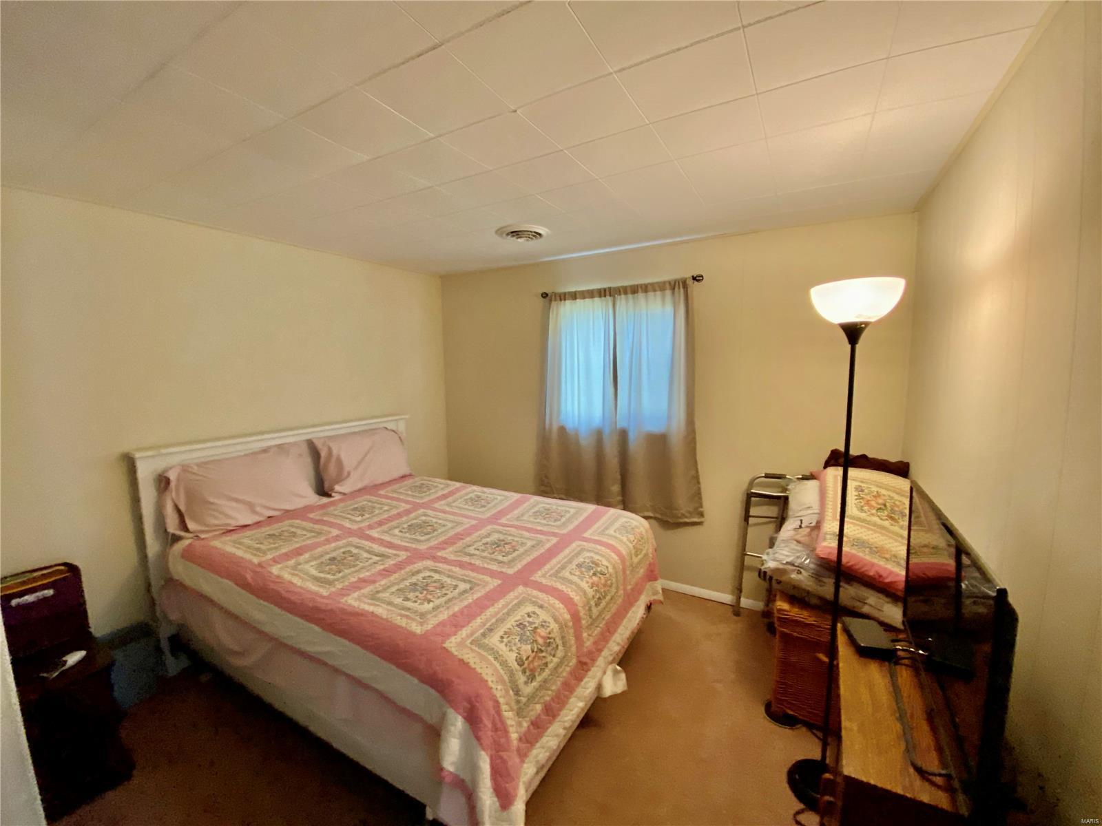 9784 Ridge Heights Road Fairview Heights, IL 62208 - Photo 20 of 21 Gallery Image 20