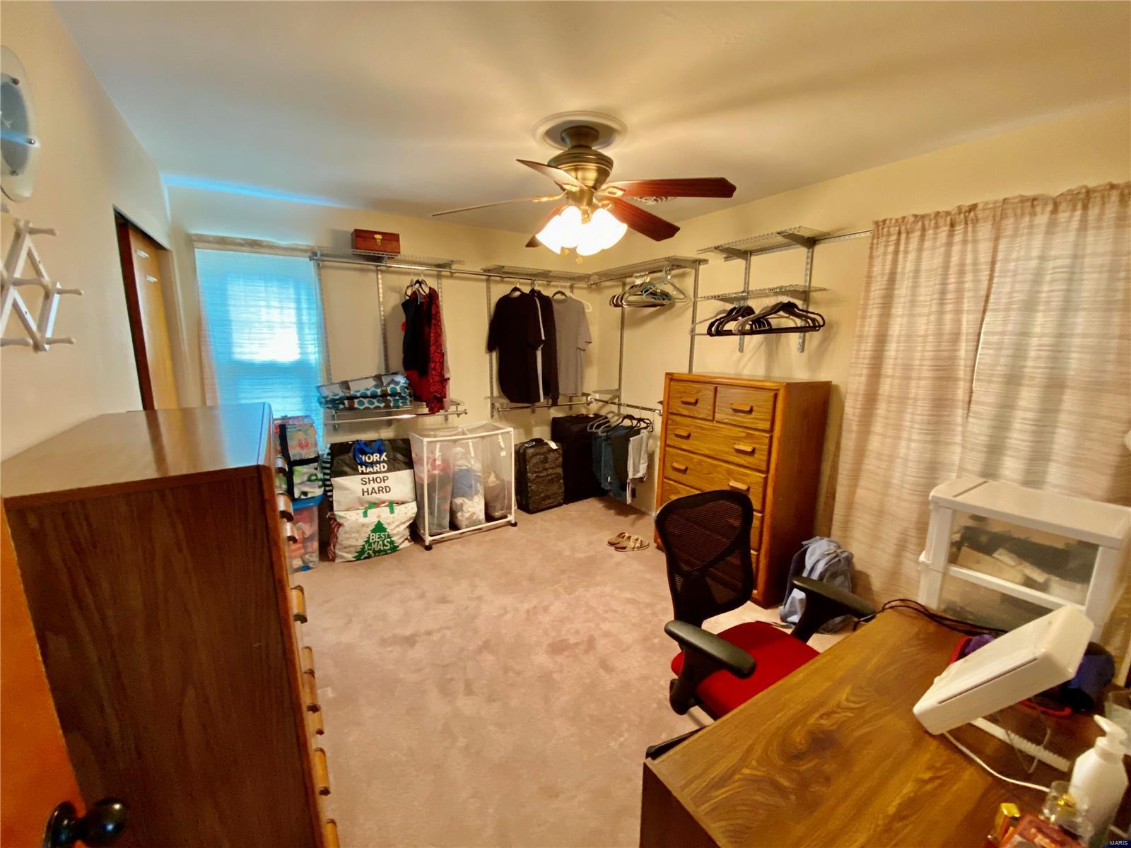 9784 Ridge Heights Road Fairview Heights, IL 62208 - Photo 8 of 21 Gallery Image 8