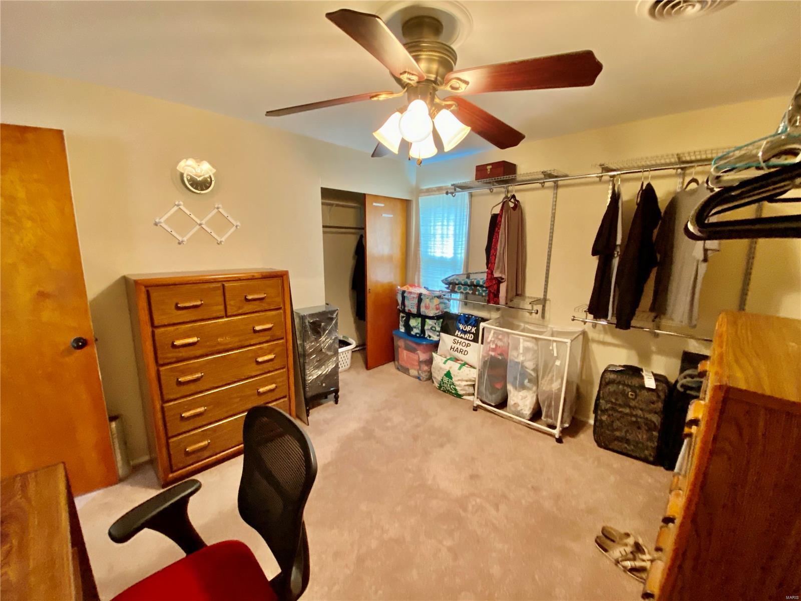 9784 Ridge Heights Road Fairview Heights, IL 62208 - Photo 9 of 21 Gallery Image 9