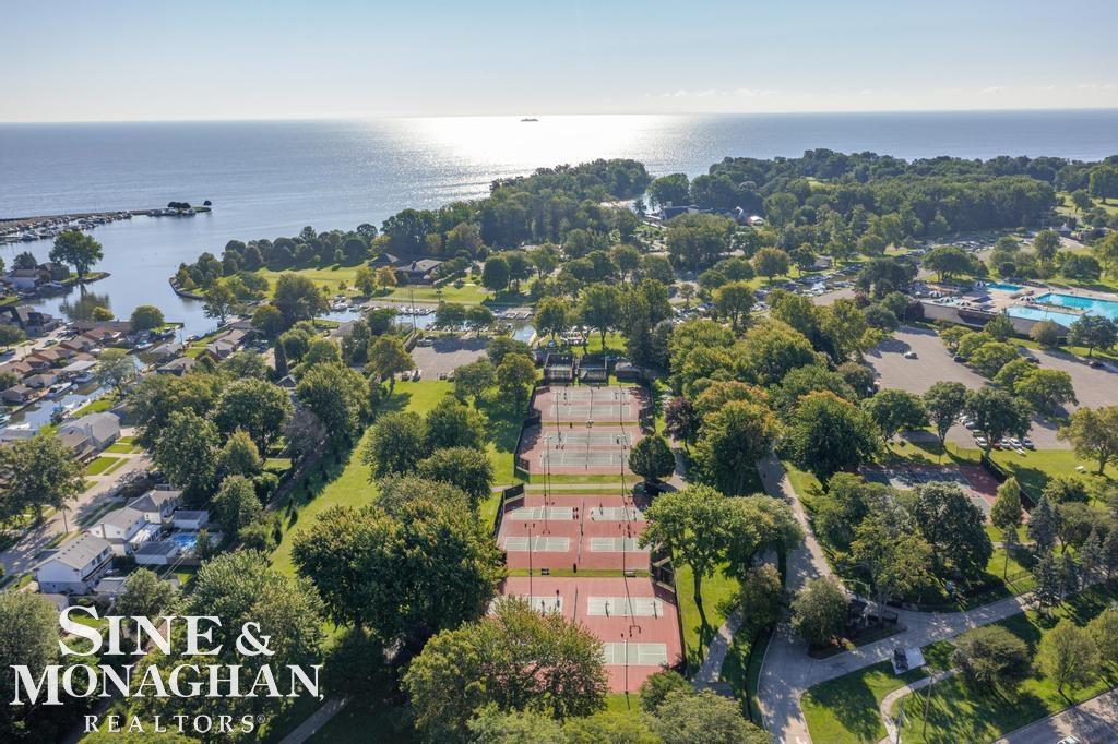 1694 Newcastle Road Grosse Pointe Woods, MI 48236 - Photo 39 of 41
