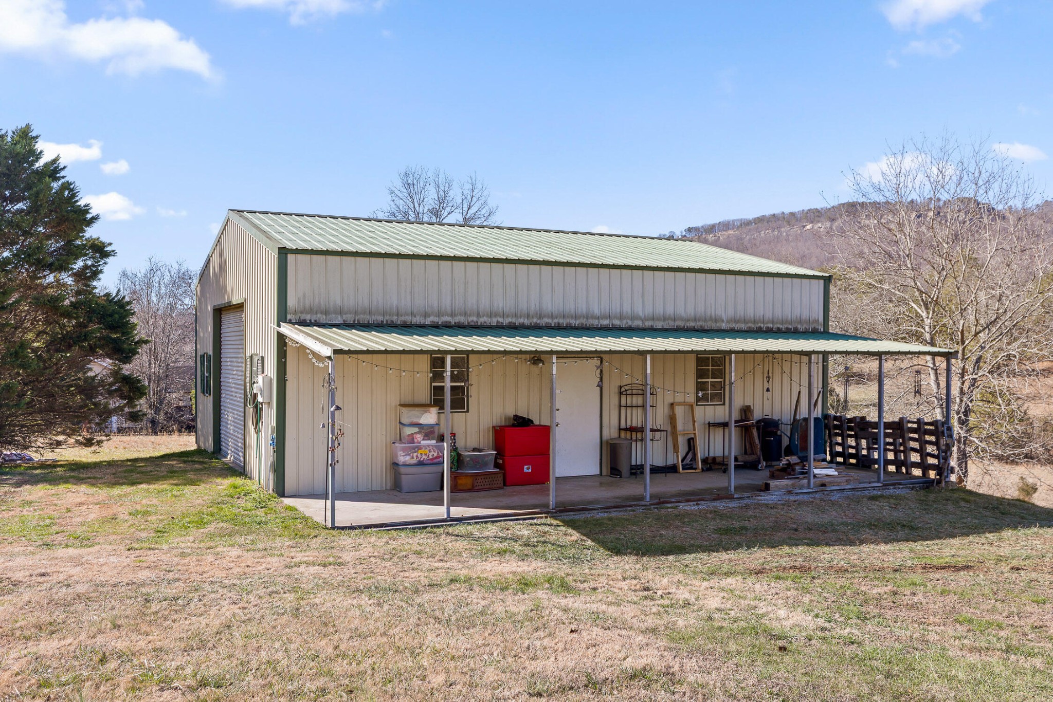 3382 Back Valley Road Trenton, GA 30752 - Photo 35 of 45 a view of a big room with a yard