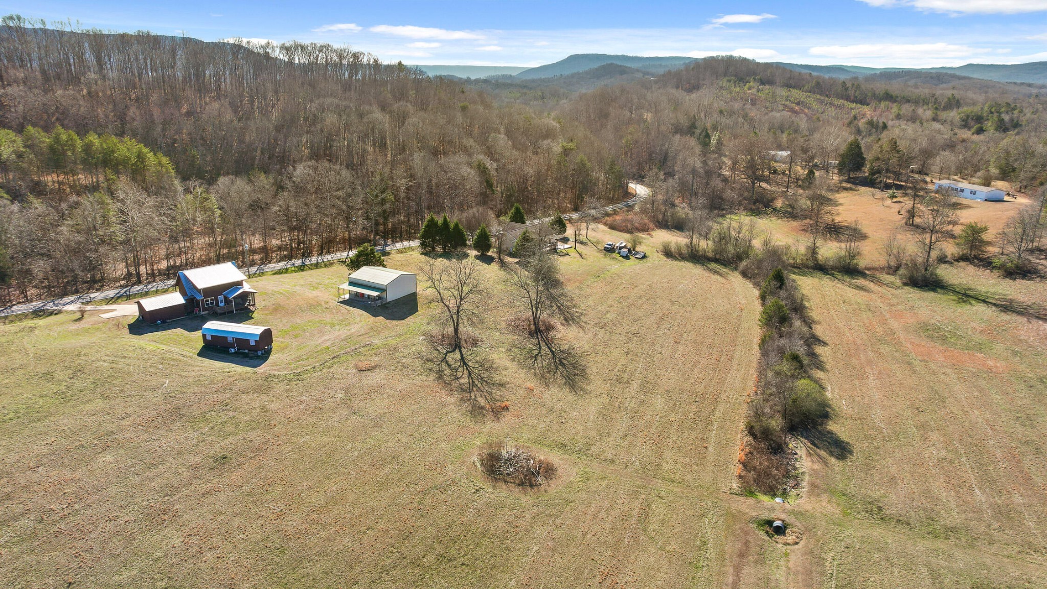 3382 Back Valley Road Trenton, GA 30752 - Photo 41 of 45 a view of a city