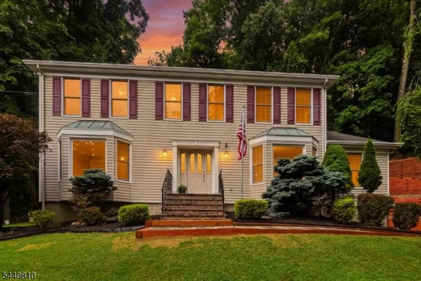 $949,000 | 56 Union Hill Road, Morris Plains, NJ 07950