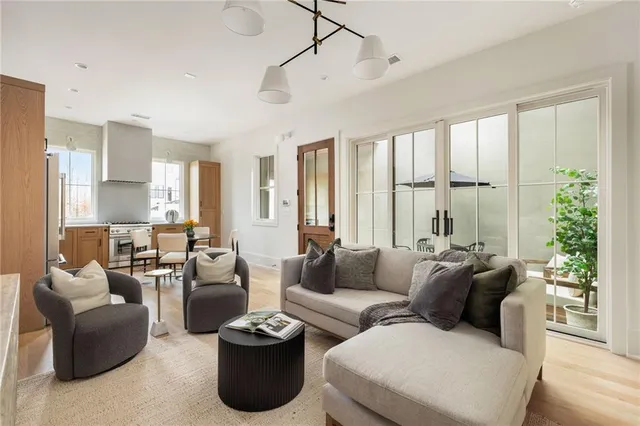 $899,000 | 1188 Lupo Loop, Chattahoochee Hills, GA 30268