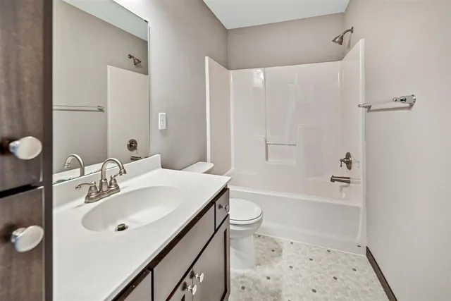 $384,900 | 20189 Esther Parkway, Big Lake, MN 55309