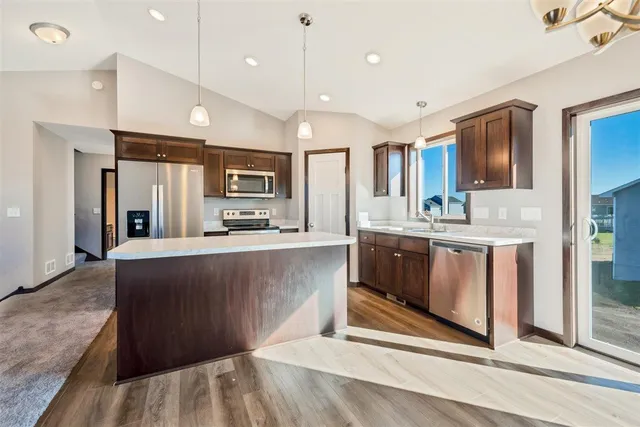 $384,900 | 20189 Esther Parkway, Big Lake, MN 55309