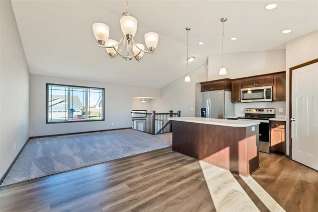 $384,900 | 20189 Esther Parkway, Big Lake, MN 55309