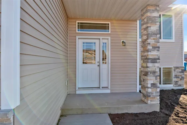 $384,900 | 20189 Esther Parkway, Big Lake, MN 55309