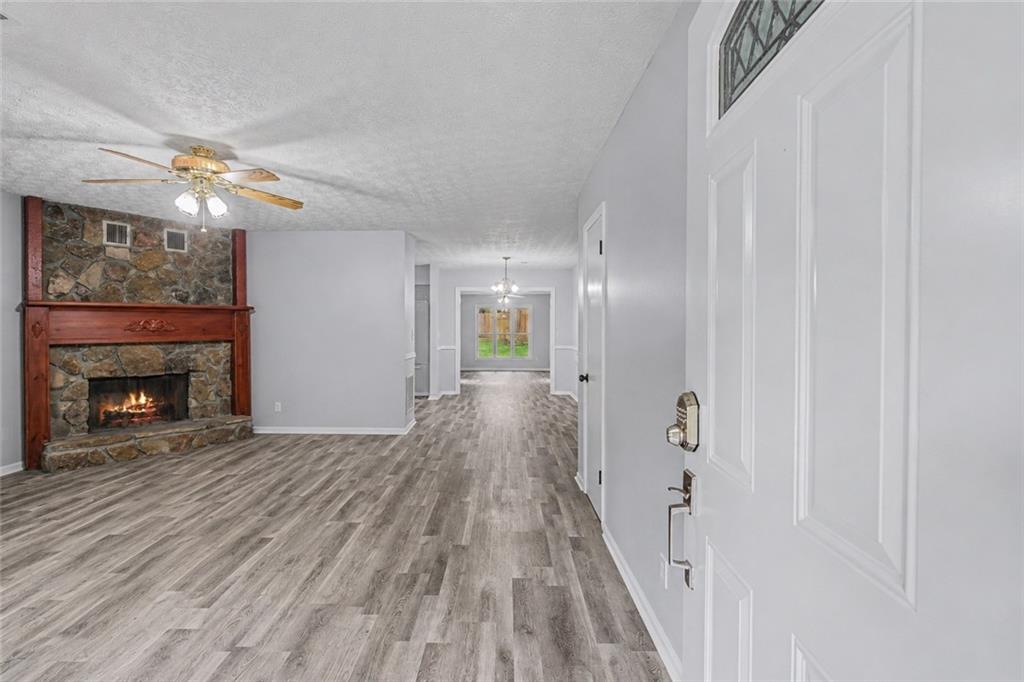 4522 Inlet Road Marietta, GA 30066 - Photo 5 of 42