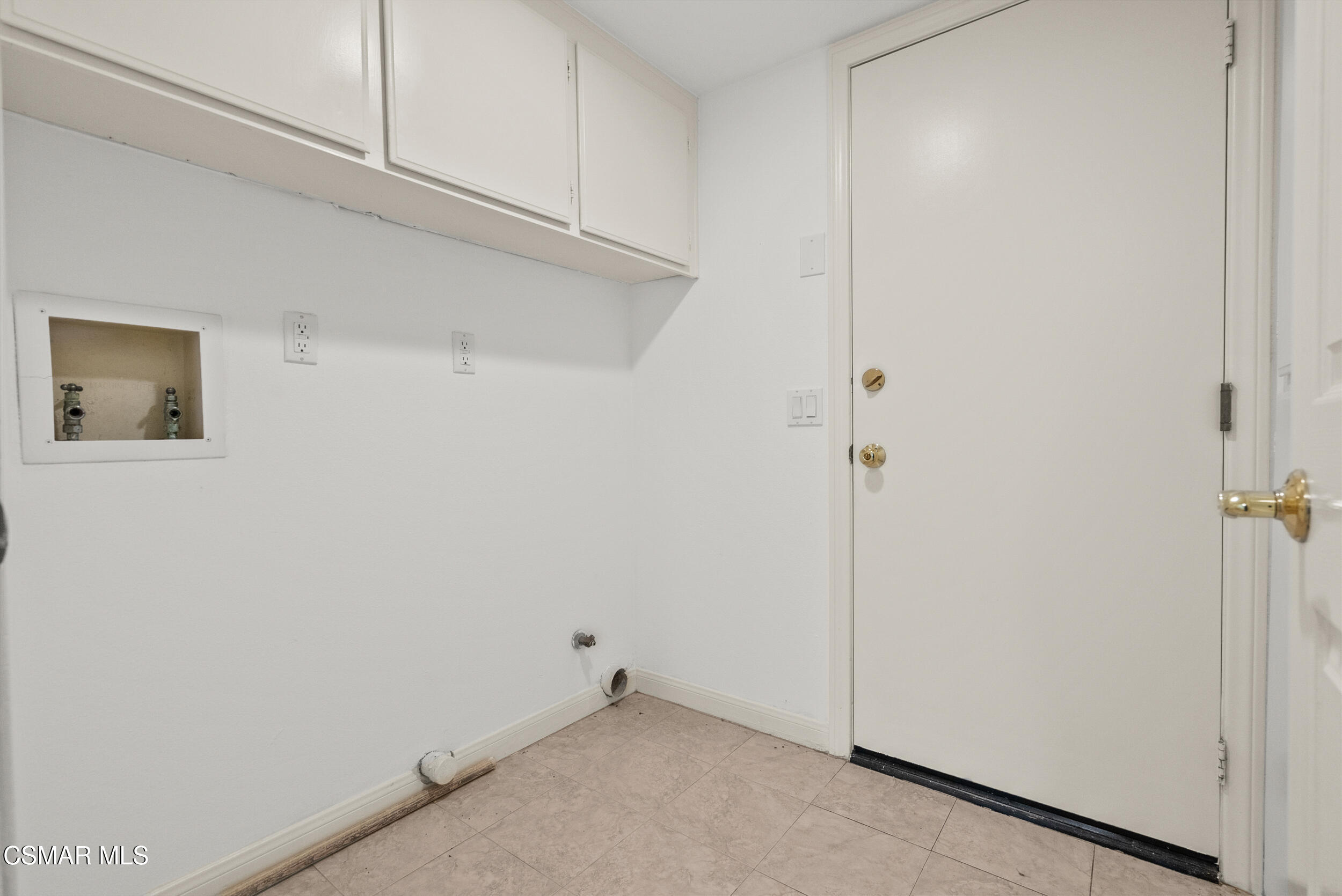 5206 Seneca Place Simi Valley, CA 93063 - Photo 49 of 92 a view of small space