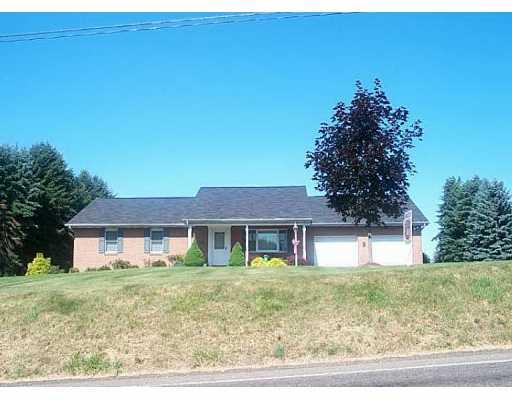 107 North Eberhart Road Butler, PA 16001 - Photo 1 of 8