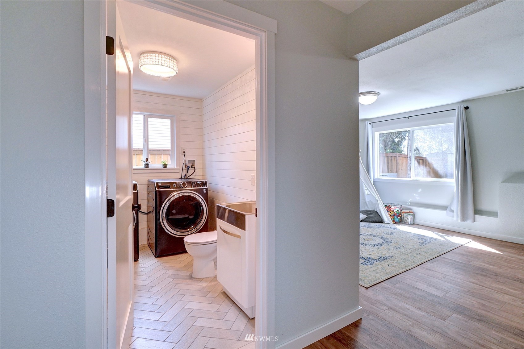 1210 204th Place Southeast Bothell, WA 98012 - Photo 26 of 39 Gallery Image 26