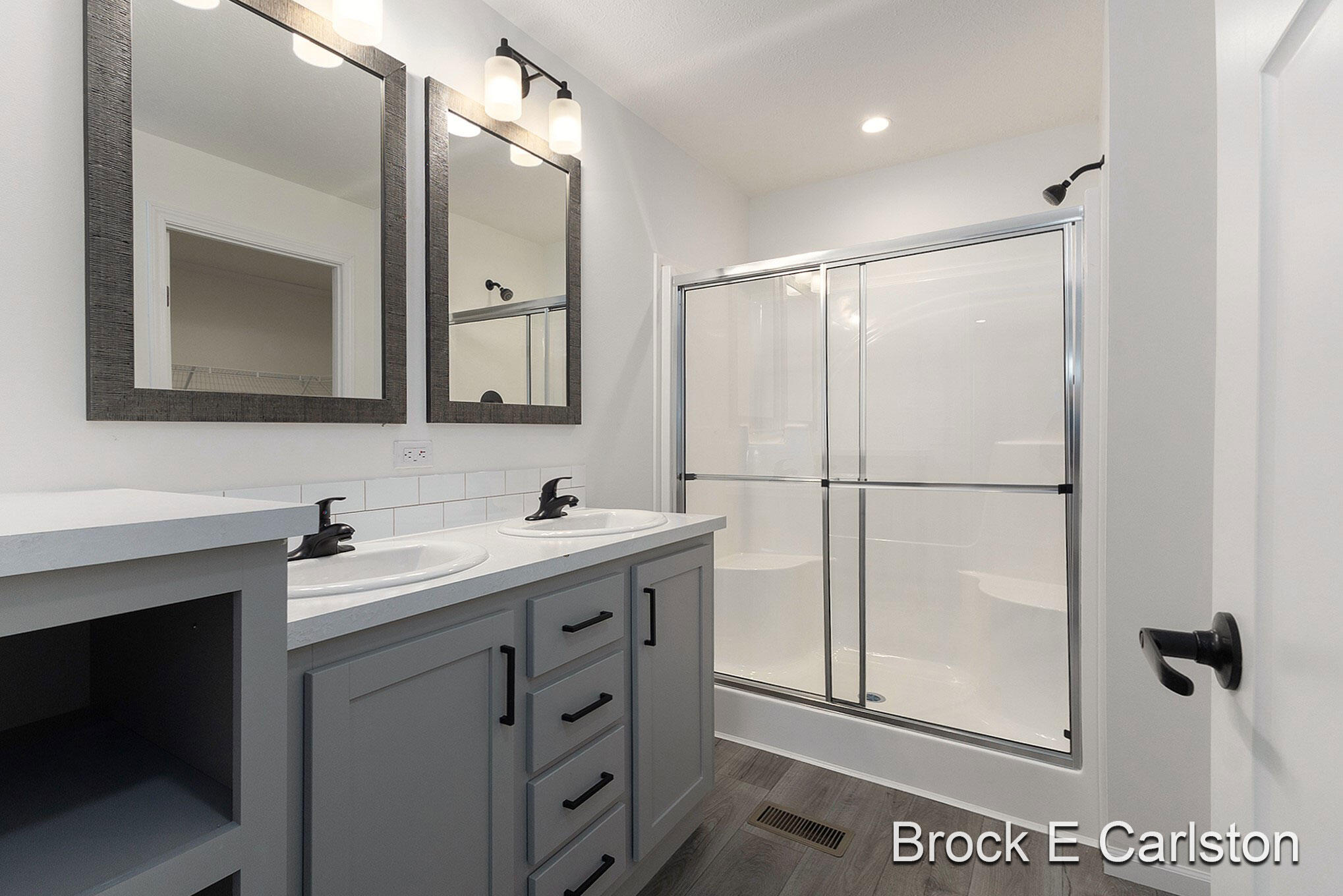 1283 East Ellis Road, Unit 20 Norton Shores, MI 49441 - Photo 17 of 21 _42A9209--