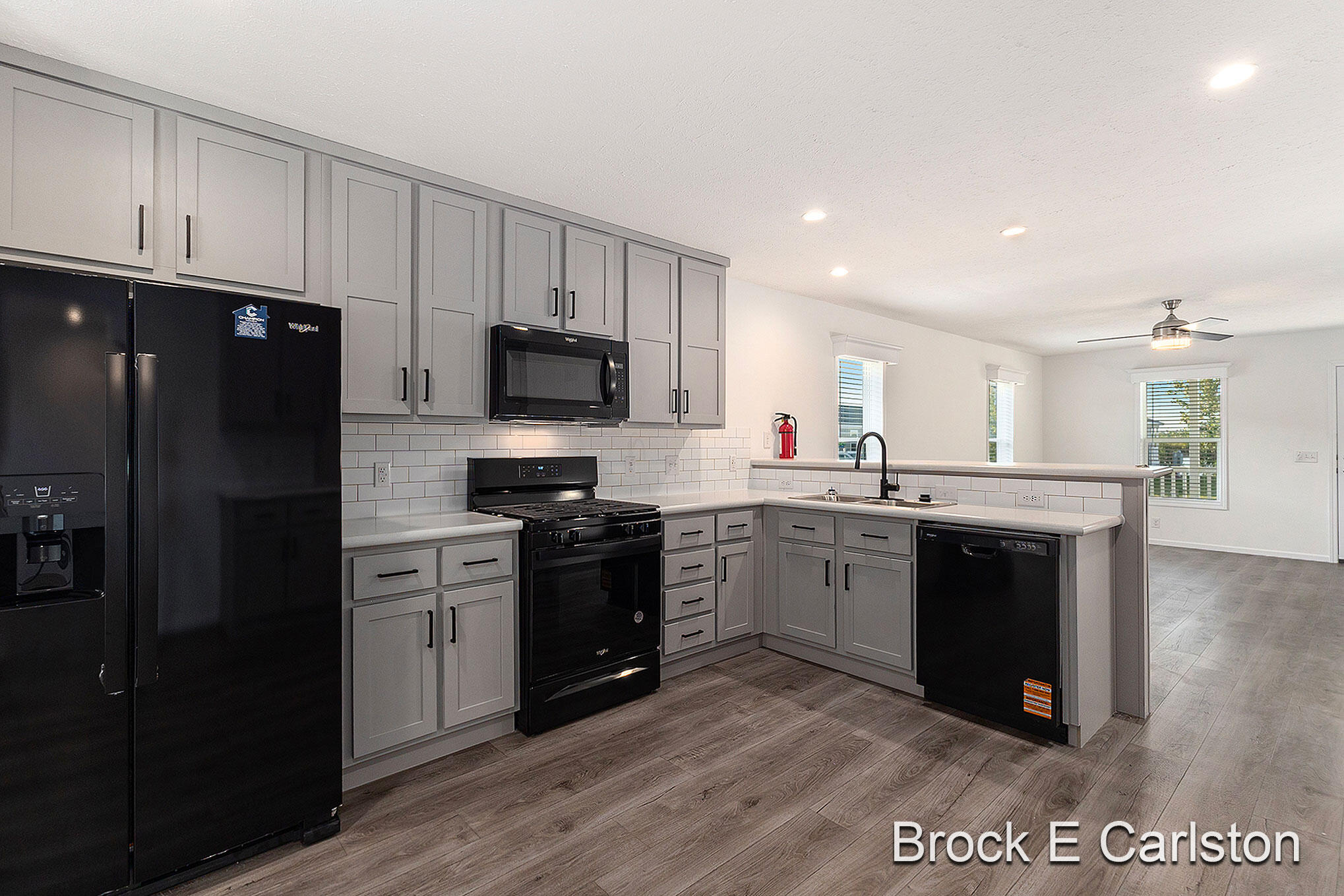1283 East Ellis Road, Unit 20 Norton Shores, MI 49441 - Photo 9 of 21 _42A9193