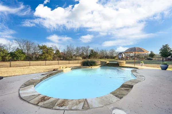 $465,000 | 10711 East Clover Lane, Forney, TX 75126