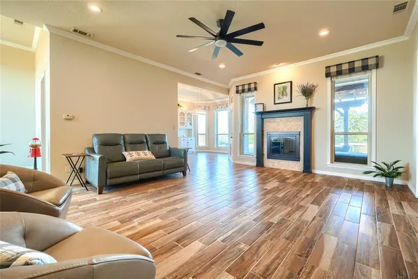 $465,000 | 10711 East Clover Lane, Forney, TX 75126