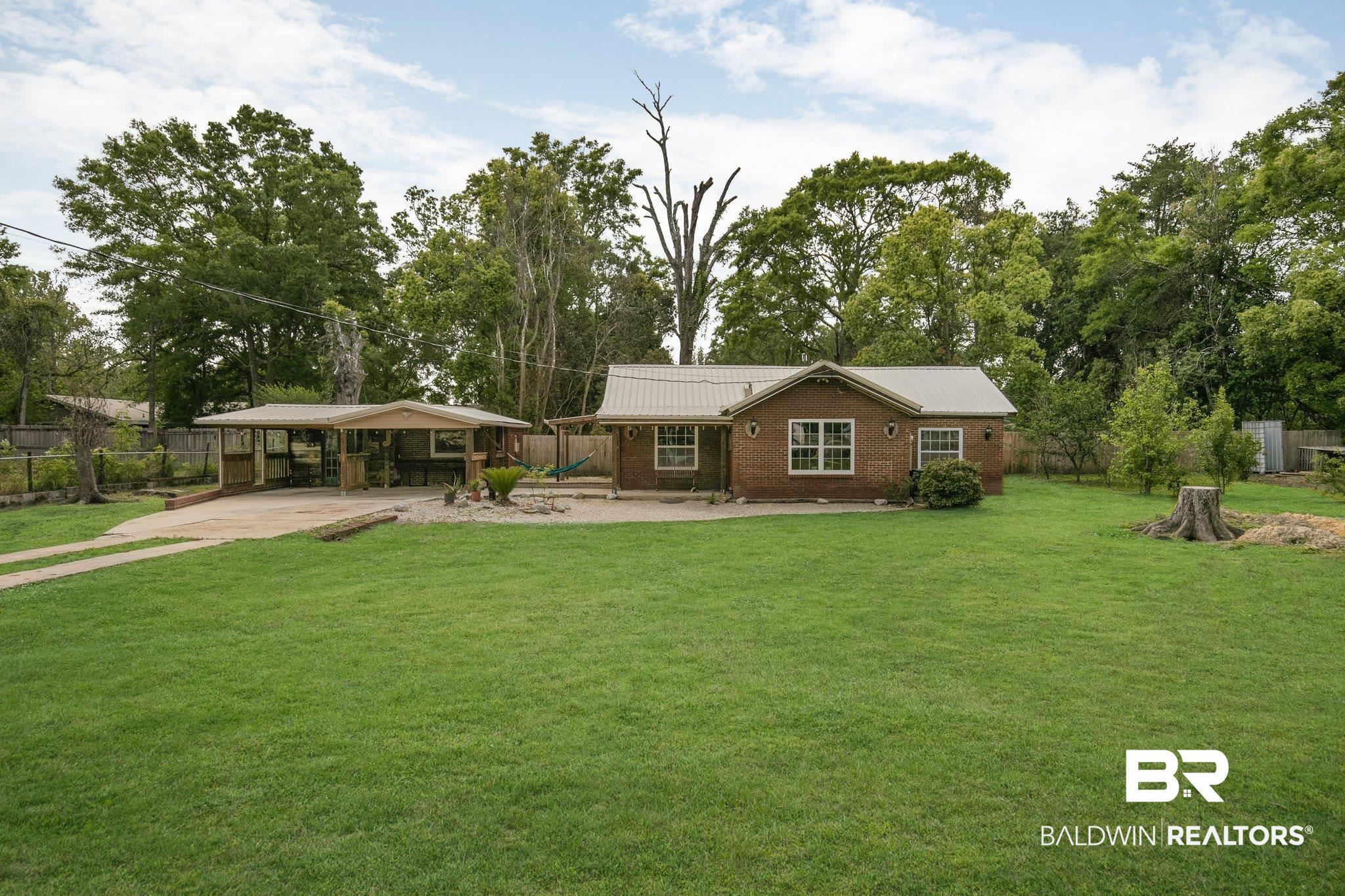 305 9th Avenue Mobile, AL 36611 - Photo 1 of 40