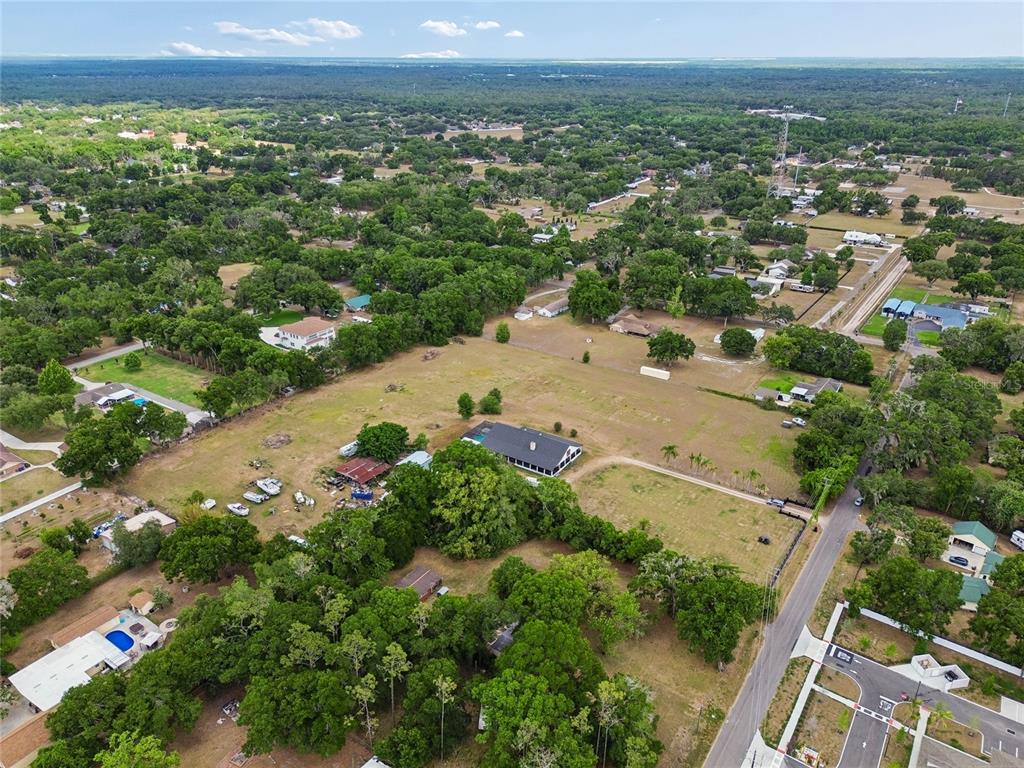 Pearson Road Valrico, FL 33596 - Photo 7 of 21