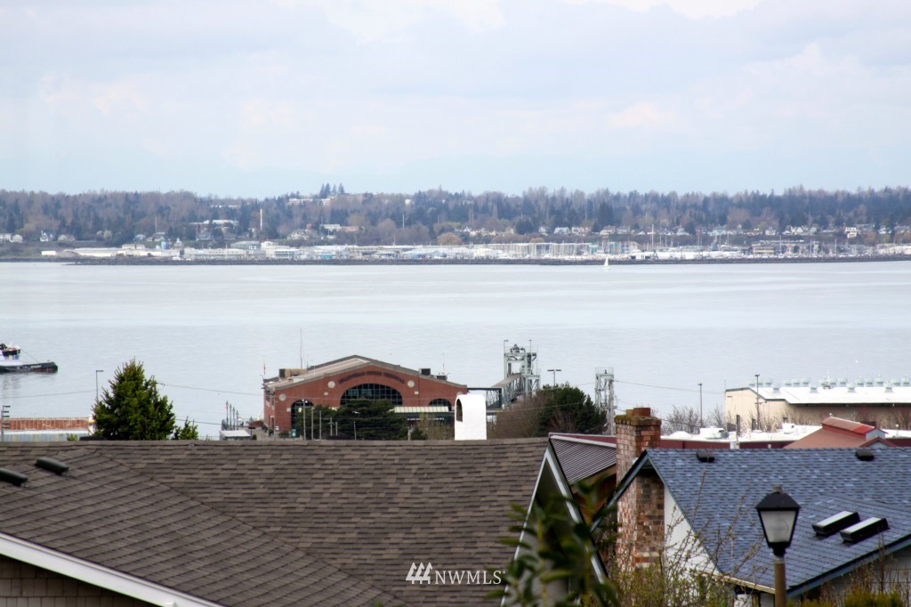 238 Bayside Road Bellingham, WA 98225 - Photo 23 of 25
