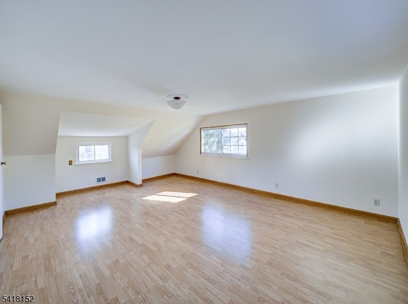 74 Marcy Street Somerset, NJ 08873 - Photo 11 of 32