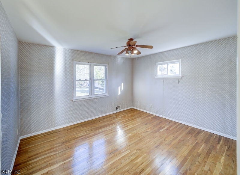 74 Marcy Street Somerset, NJ 08873 - Photo 14 of 32