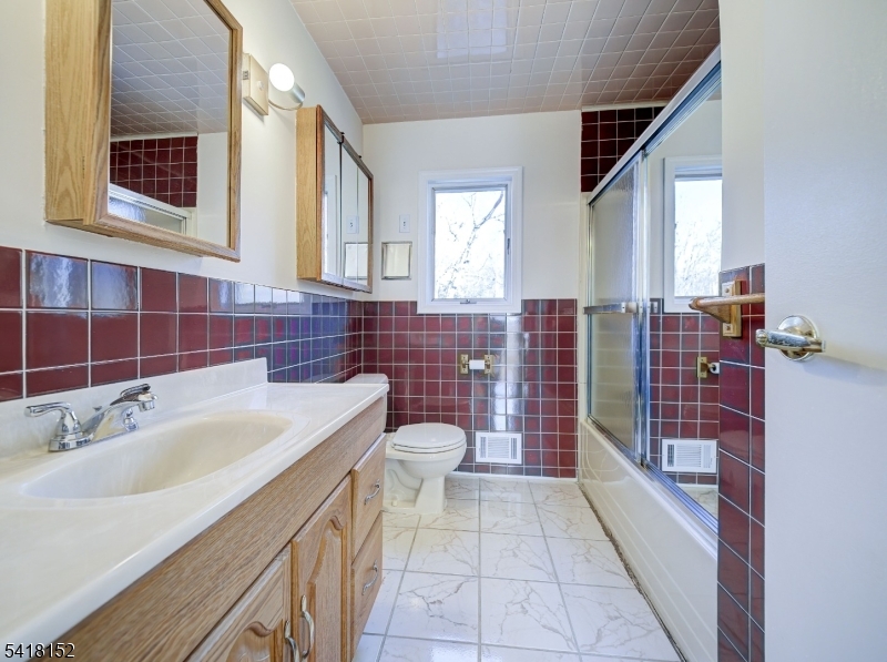 74 Marcy Street Somerset, NJ 08873 - Photo 20 of 32
