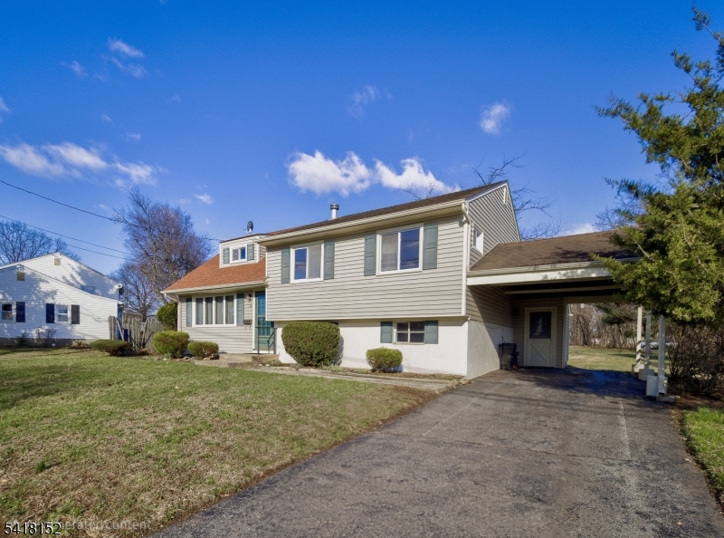 74 Marcy Street Somerset, NJ 08873 - Photo 3 of 32