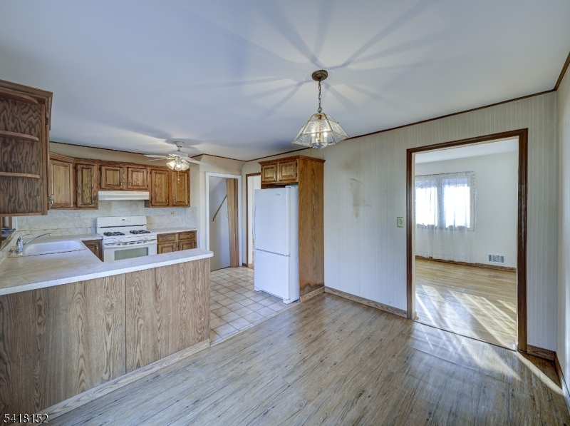 74 Marcy Street Somerset, NJ 08873 - Photo 10 of 32