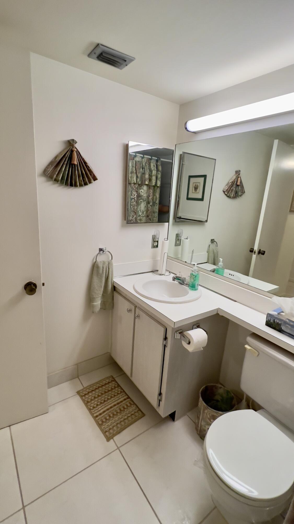 325 Pine Ridge Circle, Unit D2 Greenacres, FL 33463 - Photo 18 of 27 IMG_8040