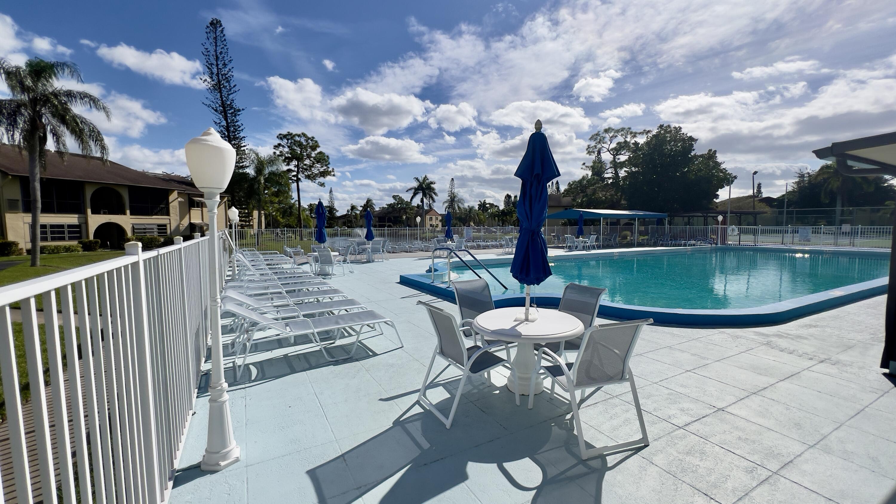 325 Pine Ridge Circle, Unit D2 Greenacres, FL 33463 - Photo 23 of 27 IMG_8049