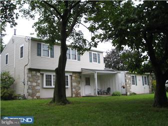 2645 Lisayne Road Hatboro, PA 19040 - Photo 1 of 12 Gallery Image 1