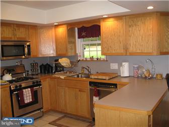 2645 Lisayne Road Hatboro, PA 19040 - Photo 2 of 12 Gallery Image 2