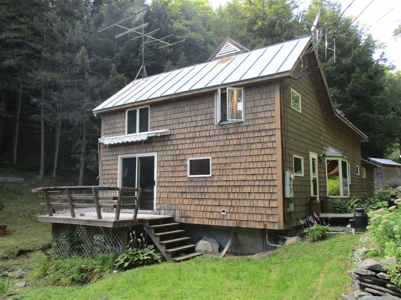 927 Duclos Road Braintree, VT 05060 - Photo 1 of 18