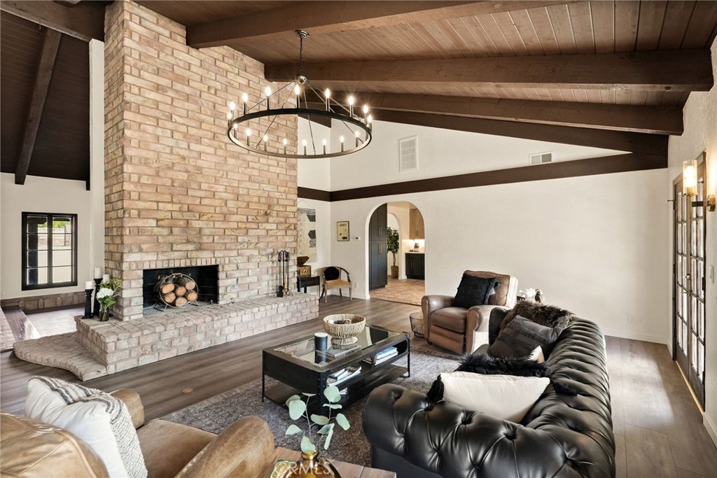 11560 Darling Road Agua Dulce, CA 91390 - Photo 33 of 75 Gallery Image 33