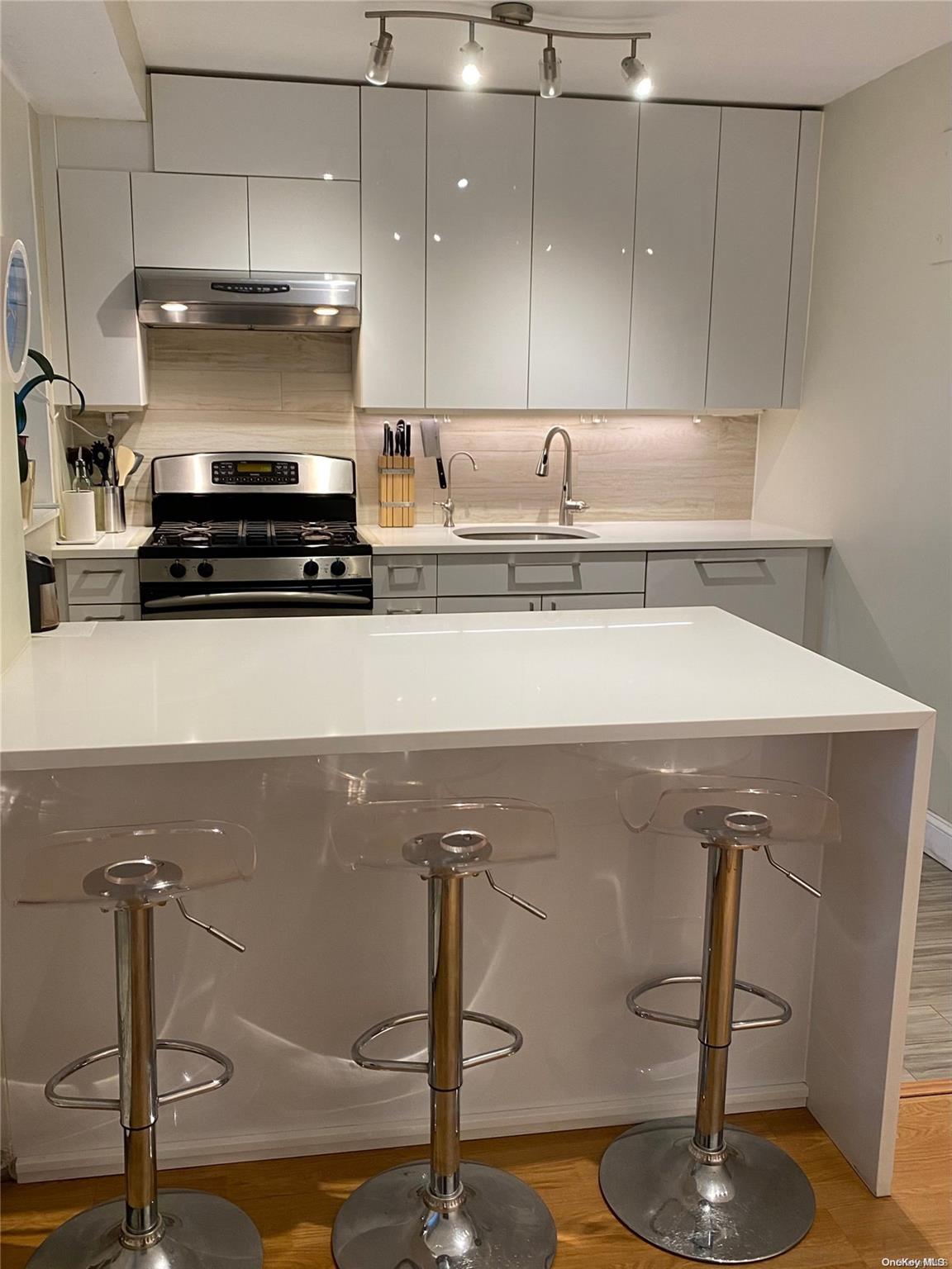 97-37 63rd Road, Unit 8M Queens, NY 11374 - Photo 1 of 1 Gallery Image 1