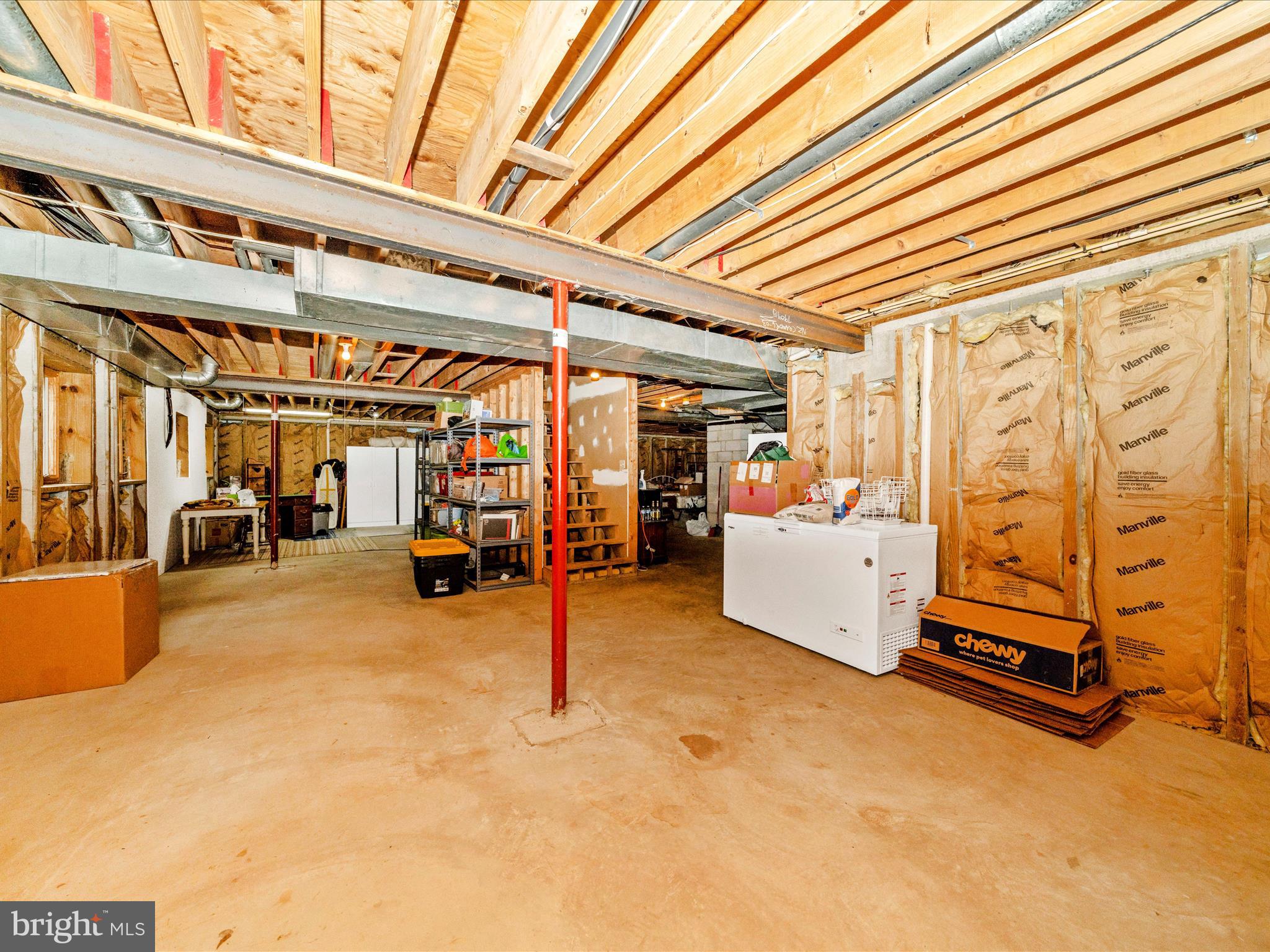 17879 Harbaugh Valley Road Sabillasville, MD 21780 - Photo 44 of 64 a view of a garage with table and chairs