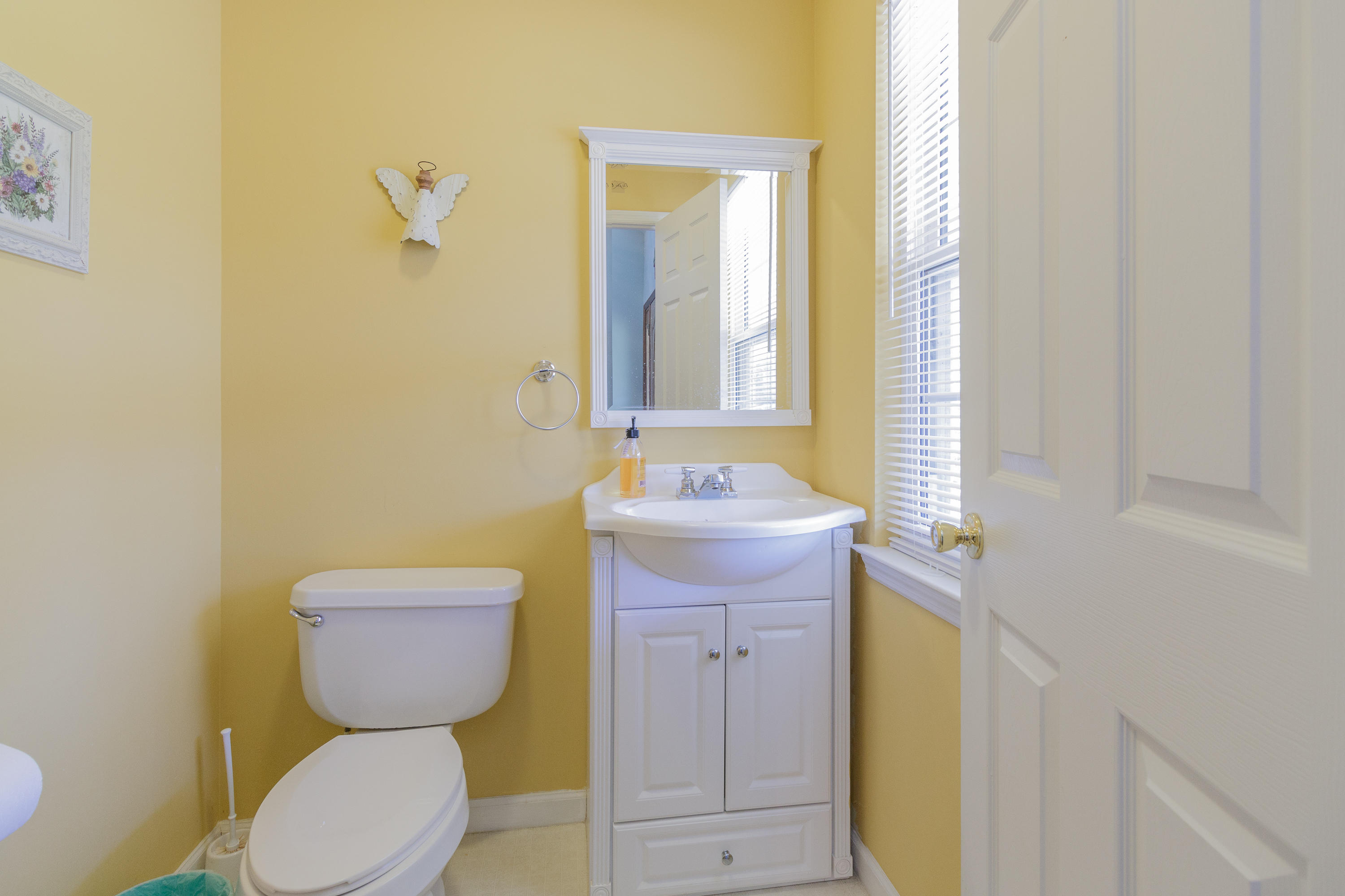1110 Harrisburg Road LaFayette, GA 30728 - Photo 18 of 54 Powder Room
