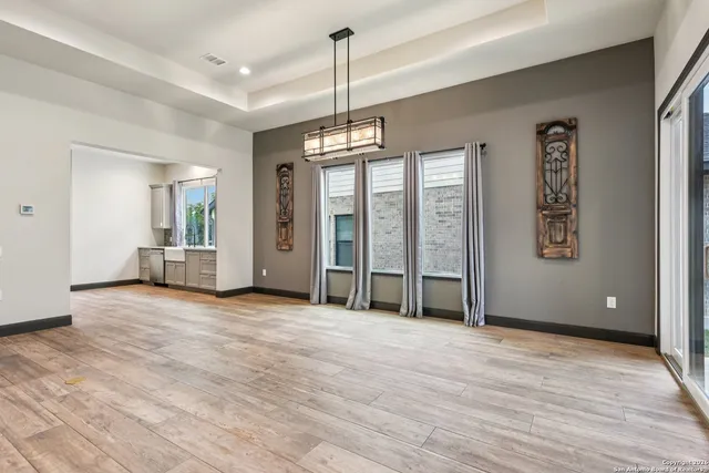 $3,000 | 661 Inner, New Braunfels, TX 78132