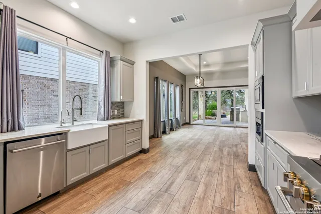 $3,000 | 661 Inner, New Braunfels, TX 78132