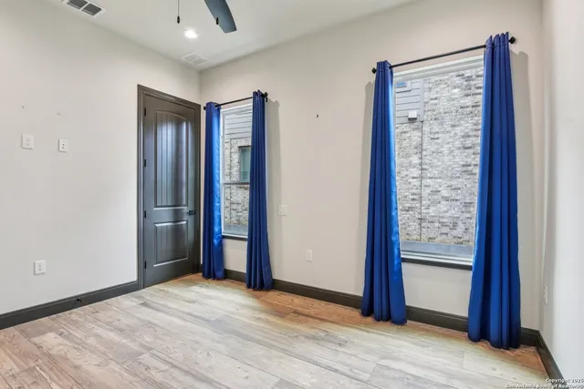 $3,000 | 661 Inner, New Braunfels, TX 78132