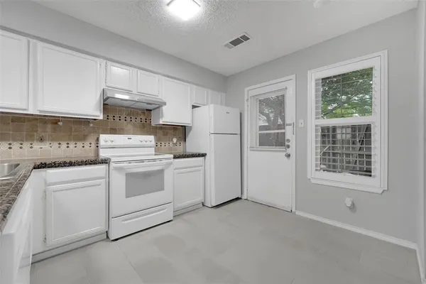 $1,849 | 2111 East Belt Line Road, Unit 166A, Richardson, TX 75081
