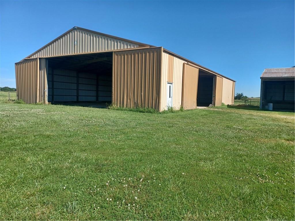 396 Valley Road Bronson, KS 66716 - Photo 25 of 29